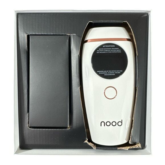 NOOD The Flasher 2.0 IPL Hair Removal Device - White - Picture 3 of 6